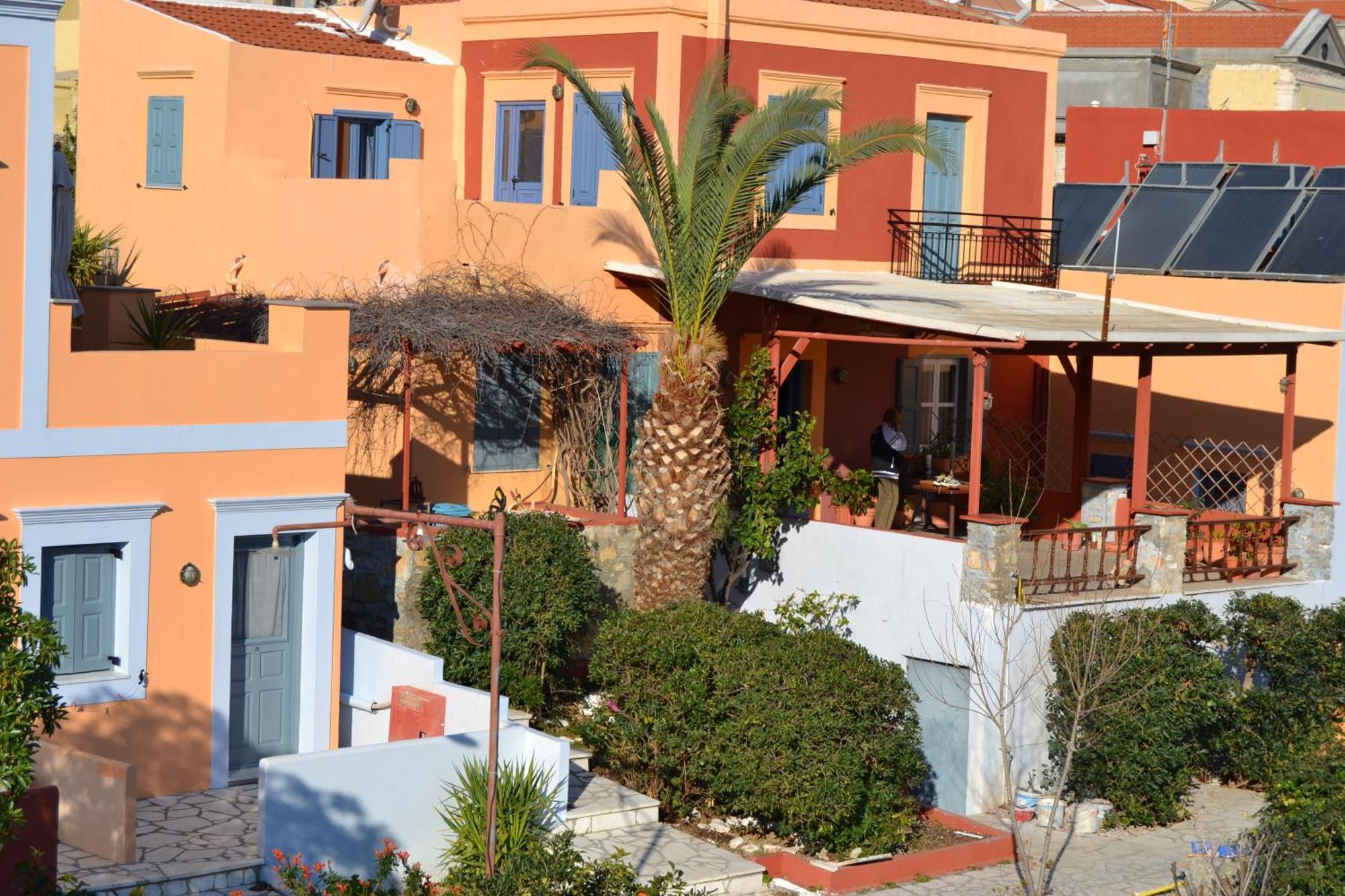 Taxiarchis Aparthotel Symi Exterior photo